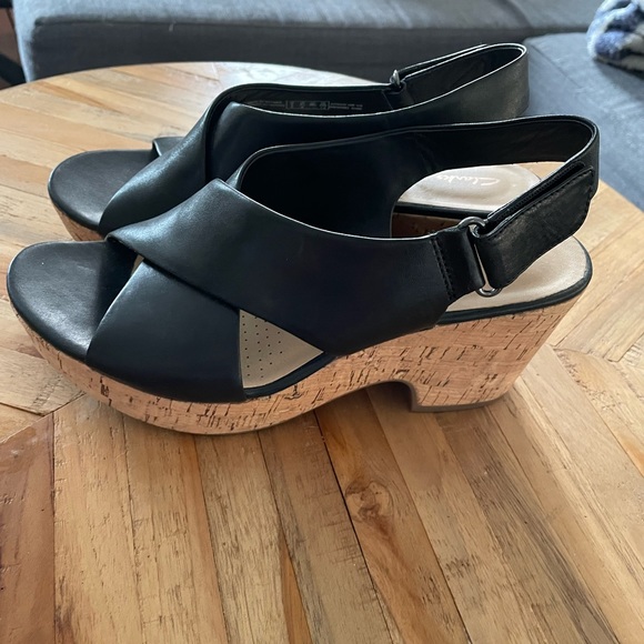 Clarks Maritsa sandal - Picture 1 of 5